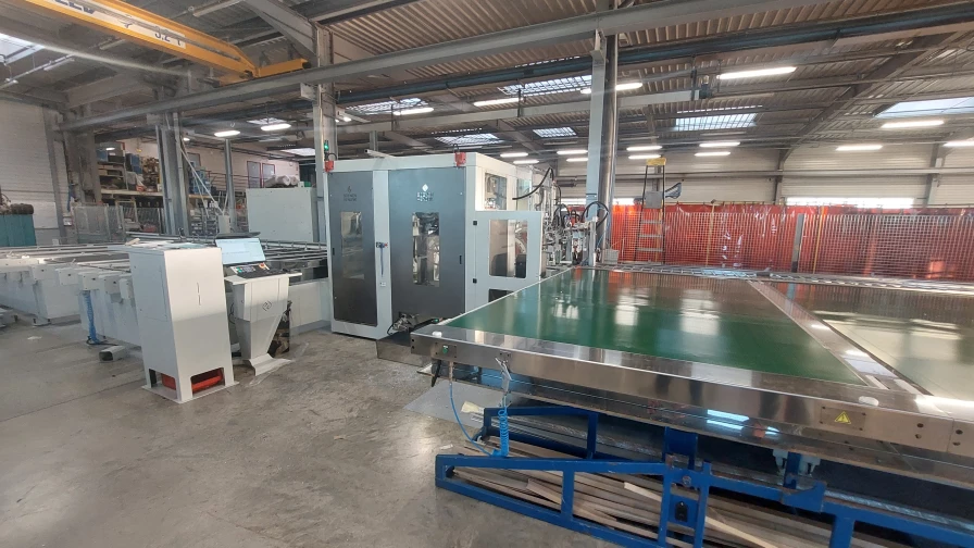 Custom Machine Centres Custom machining centre for unmanned production - Soenen®